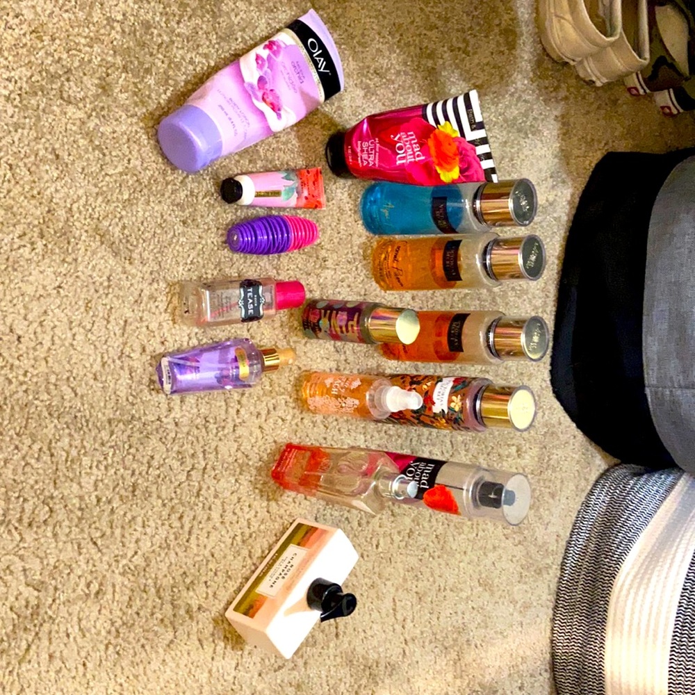 VS pink & bath and body fragrance